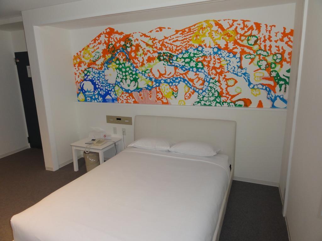 Art Hotel Color Аомори Экстерьер фото
